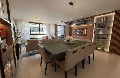 Casa Alto Padrão com 250m² privativos, 4 suítes, 4 vagas de garagem, no Campo Comprido, Curitiba - PR.