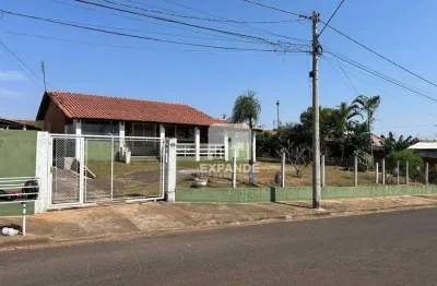 Chácara com 2 dormitórios à venda, 1500 m² por R$ 790.000,00 - Park Residencial Convívio - Botucatu/SP