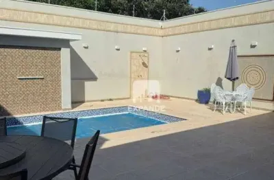 Casa com 3 dormitórios à venda, 250 m² por R$ 1.300.000,00 - Boa Vista - Botucatu/SP