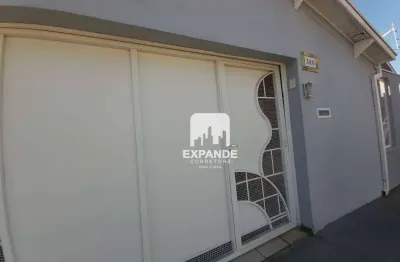 Casa com 3 dormitórios para alugar, 300 m² por R$ 3.300,00/mês - Vila Carmelo - Botucatu/SP