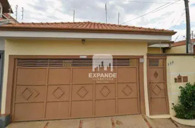 Casa com 3 dormitórios à venda, 150 m² por R$ 500.000 - Vila Carmelo - Botucatu/SP