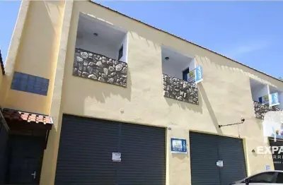 Kitnet com 1 dormitório para alugar, 30 m² por R$ 823,56/mês - Centro - Botucatu/SP