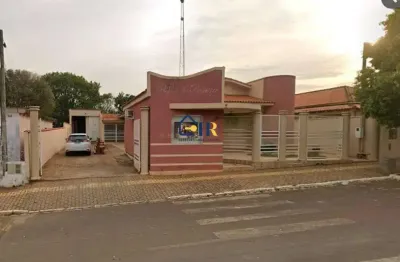 Casa à venda na Av Avenida Brasília, 806, Centro, Barão de Antonina, 300 m2 por R$ 1.190.000