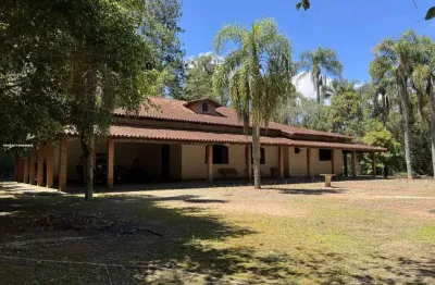 Chácara para Venda em Piedade, Sarapui dos Godinhos, 4 dormitórios, 2 suítes, 3 banheiros, 5 vagas