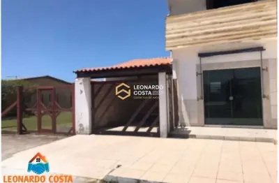 Sobrado com anexo e 2 salas comerciais no centro de pinhal