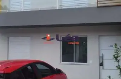 Imperdível sobrado à venda em Suzano-SP, no Parque Santa Rosa: 3 quartos, 3 suítes, 1 sala, 3 vagas de garagem, 171,49 m² de área.