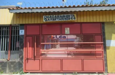 Chácara Comercial em Suzano-SP: 3 quartos, 1 suíte, 2 salas, 6 vagas de garagem, 325m² - Jardim Casa Branca