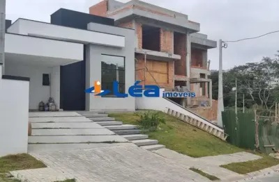 Casa em condomínio fechado com 3 quartos à venda na Rua N, Parque Residencial Itapeti, Mogi das Cruzes por R$ 1.700.000