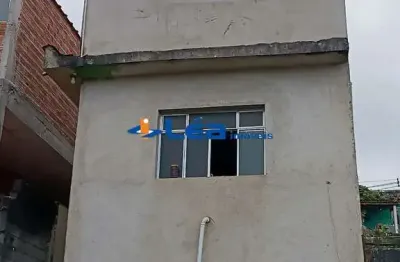 Casa com 3 quartos à venda na Rua São Marcos, 75, Vila Fátima, Suzano por R$ 260.000