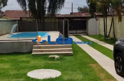 Casa à venda em Bertioga-SP, Boraceia: 2 quartos, 1 sala, 2 banheiros, 4 vagas, 119,90 m² de área!