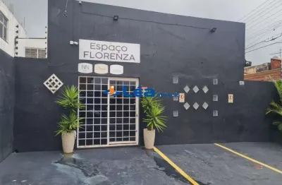 Casa à venda na Rua Barão de Jaceguai, 482, Centro, Suzano por R$ 780.000