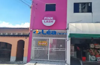 Sala comercial para locação no Centro de Suzano-SP: 1 sala, 1 banheiro, 32,00m² de área. Venha conferir!