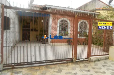 Casa com 3 quartos à venda na Rua Carlos Felipe, 85, Vila Adelino, Suzano por R$ 550.000