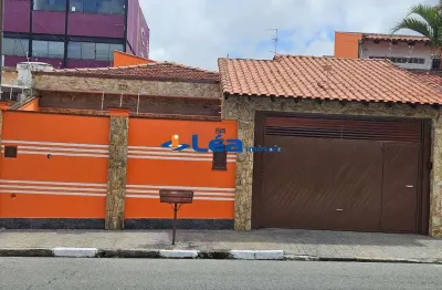 Casa com 3 quartos para alugar na Rua Marechal Rondon, 202, Jardim Santa Helena, Suzano, 270 m2 por R$ 4.500