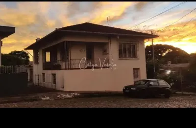 Casa com 3 quartos à venda na Rua Aldo Locatelli, Petrópolis, Caxias do Sul