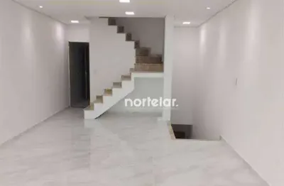 Escelente novos  sobrados a venda-  no jd virginia bianca  sobrados com 3 pavimentos: cozinha, sala ampla , 2 lavabos, 3 dorm suítes, jardim de invern