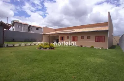 Chácara em jarinu/sp, com 5 suítes,7 banheiros, 10 vagas, área total 2.450,00 m², área construída 500,00 m²