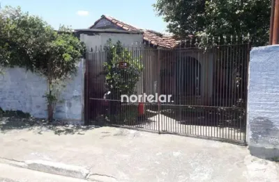 Terreno com 3 casas antigas à venda na vila mangalot