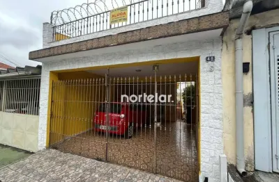 Sobrado com 4 casa no quintal - excelente oportunidade pra voce que procura fazer uma renda extra    - localizado no parque são luis - região rica em