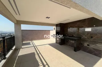 Cobertura de 3 dormis localizado - na região vila nivi  cobertura com um acabamento fino    espaço gourmet  com churrasqueira com uma linda vista    e