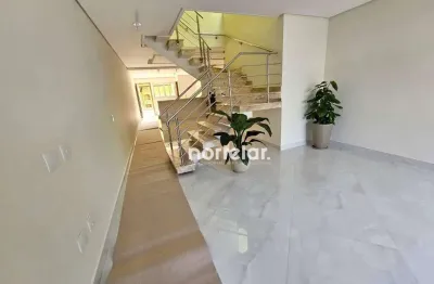 Sobrado 3 quartos suítes, 4 vagas garagem, sala integrada cozinha