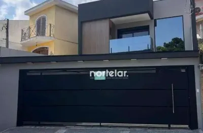 Bem-vindo ao seu novo lar no parque são domingos! este sobrado encantador oferece uma fachada diferenciada e uma infinidade de comodidades que o torna