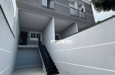 Morar em um sobrado novinho, projetado para quem valoriza qualidade de vida. são 3 dormitórios bem distribuídos, perfeitos para acomodar sua família c