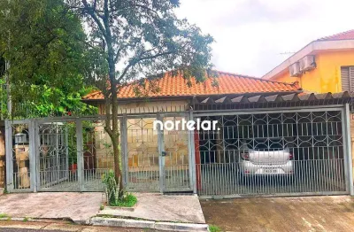 Casa terrea com 3 quartos , sala  espaçosa, cozinha, quntal com frutifera 2 vagas