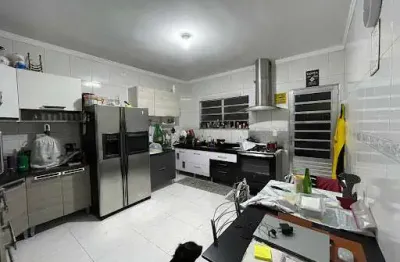 Sobrado á venda no bairro do limão  2 quartos com suites e 2 vagas