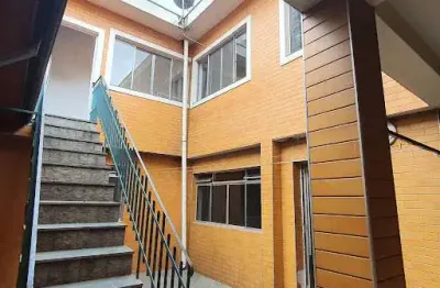 Oportunidade Única: Pacote com 2 Casas no coração do Parque São Domingos/SP – 5 Quartos, 3 Banheiros e 7 Vagas - R$1.065.000,00
