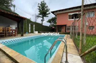 Casa com 5 dormitórios, 497 m² - venda por R$ 1.800.000,05 ou aluguel por R$ 5.180,00/mês - Jardim Semiramis - Cotia/SP