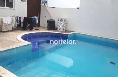 Excelente casa de alto padrão em condomínio fechado......