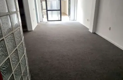 Sala comercial à venda na Rua Coronel Fernando Machado, 981, Centro, Porto Alegre