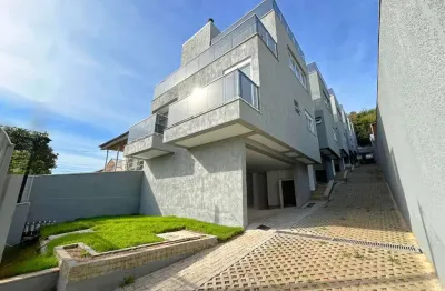 Casas prontas para morar  com 215m2 de area útil e vista magnifica do rio e cida