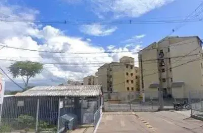 Atenção apto. lindo e desocupado no beco do imperio (2 dorm. com estacionamento)