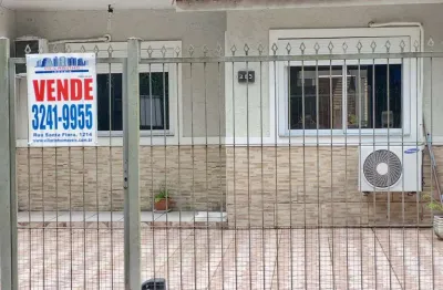 Casa com 2 quartos à venda na Rua Newton Silveira Netto, 225, Hípica, Porto Alegre