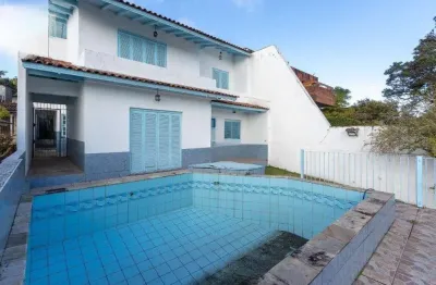 Casa 4 dormitórios para VENDA no bairro Vila Conceição, zona sul de Porto Alegre