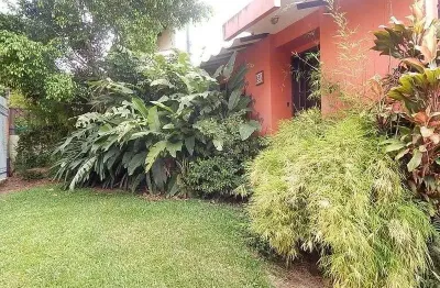 Casa com 3 quartos à venda na Rua Samuel Madureira Coelho, 58, Teresópolis, Porto Alegre