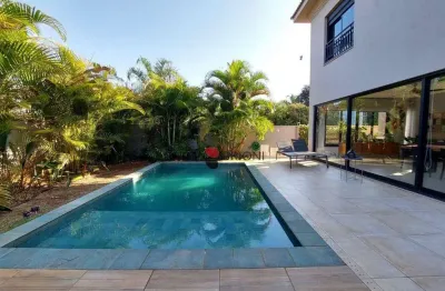 Casa alto padrão com 380m², 3 quartos/suítes para locação no condomínio reserva santa luisa em ribeirão preto/sp i imobiliária brioni imóveis