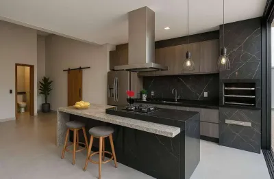 Casa de Condomínio térrea à venda e para locação no Condomínio Portal da Mata, em Ribeirão Preto/SP.