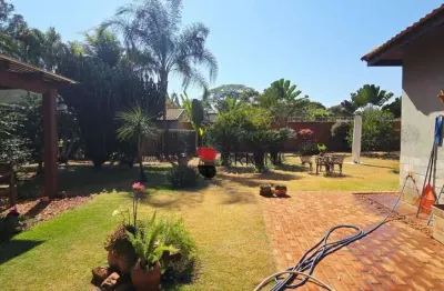 Chácara sobrado alto padrão no Condomínio Village Bandeirantes 1, em Ribeirão Preto - Imobiliária em Ribeirão Preto - Brioni imóveis.