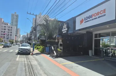 Excelente sala comercial com recepção mais 6 salas mais 1 sala para reun