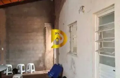 Casa 4 Quartos com 3 Vagas e Jardim em Uberaba – Loteamento Cândida Borges