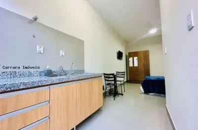 Kitnet para Locação em Uberlândia, Minas Gerais, 1 dormitório, 1 suíte, 1 banheiro, 1 vaga