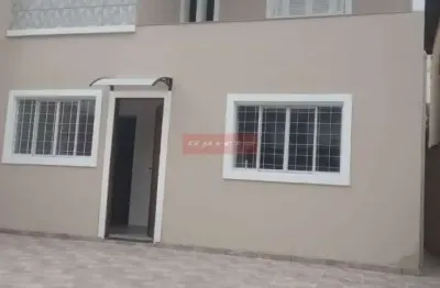Lindo sobrado sendo 3 dorm, 2 suites, sala ampla, quintal, 3 vagas, 4 wcs, oportunidade