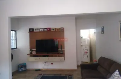 Sobrado em vila, em excelente localização. agende uma visita!!