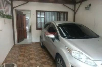 Sobrado a venda em sto amaro, lado  da  av joão dias, com 2 dorm, sala, coz, edic. com banh, área s