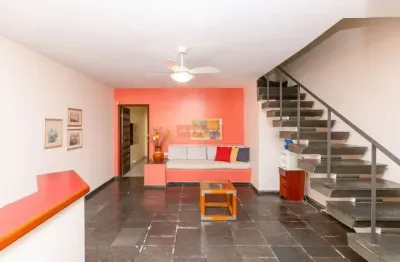 Casa comercial com 4 salas à venda na Chácara Santo Antônio, São Paulo 