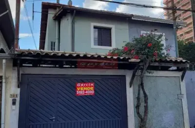 Excelente casa com sobrado e ótima localização na chácara santo antonio.