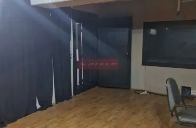 Otímo sobrado para studio - locação - chacara santo antônio